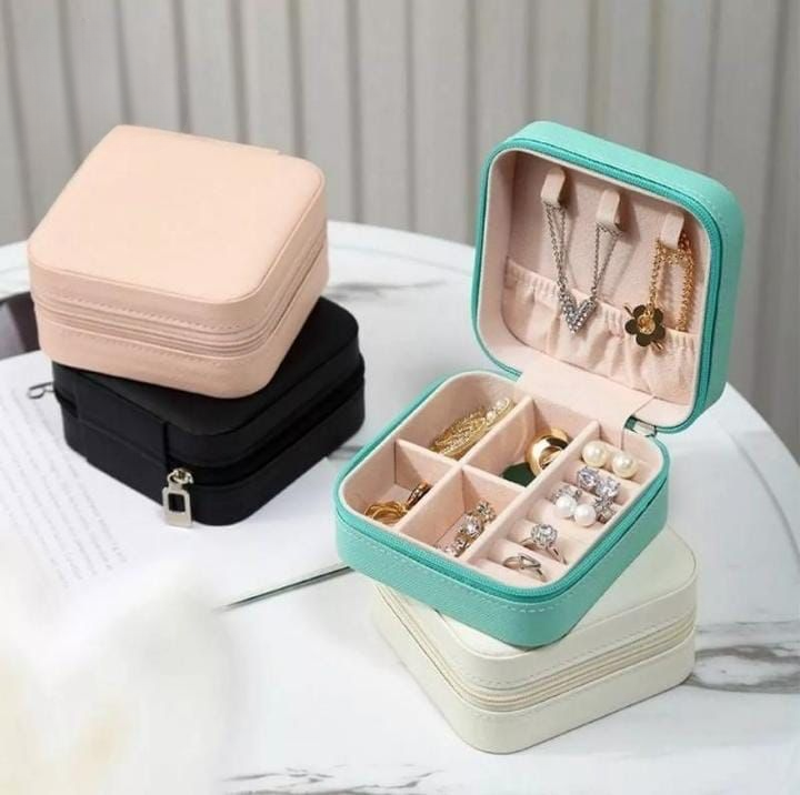 Travel Jewellery Organizer Box | Portable Leather Jewelry Storage Case | Compact Pocket Jewelry Holder